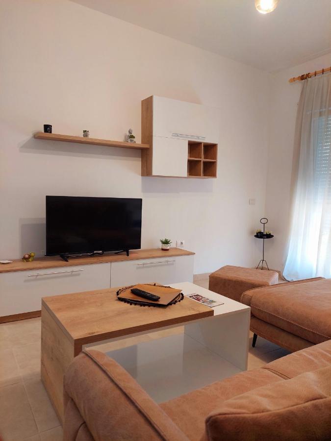 Gex Apartments Tiranë Ngoại thất bức ảnh