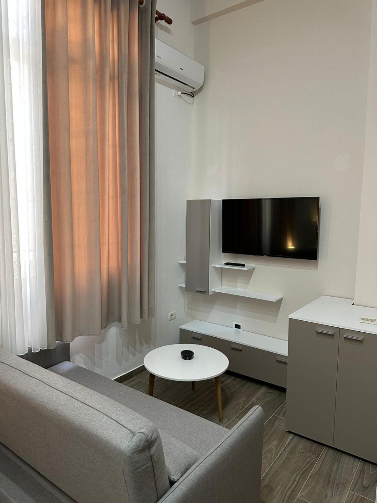 Gex Apartments Tiranë Ngoại thất bức ảnh